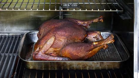 how to cook a whole turkey on a propane grill